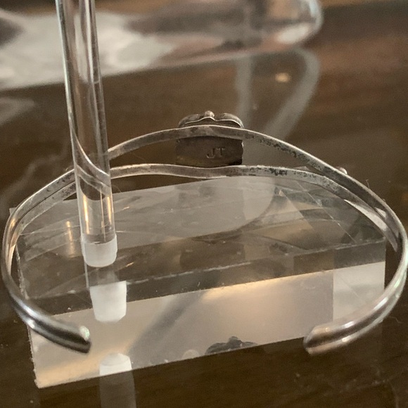 Vintage Navajo Turquoise Cuff - Picture 3 of 5